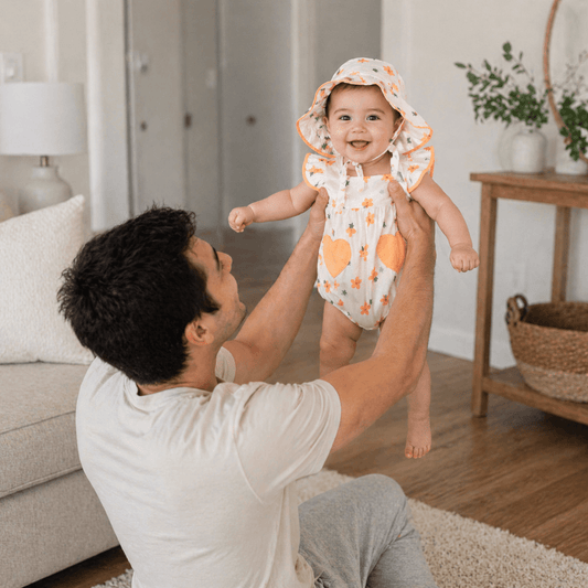 Baby Girl Orange Daisy Print Flutter-Sleeve Romper & Matching Sun Hat Set