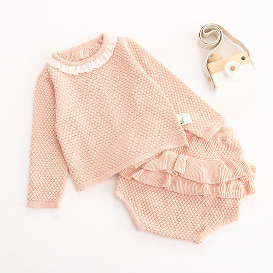 Baby Girl Knitted Outfit Set – Embroidered Top with Lotus Leaf Collar & Ruffle Shorts