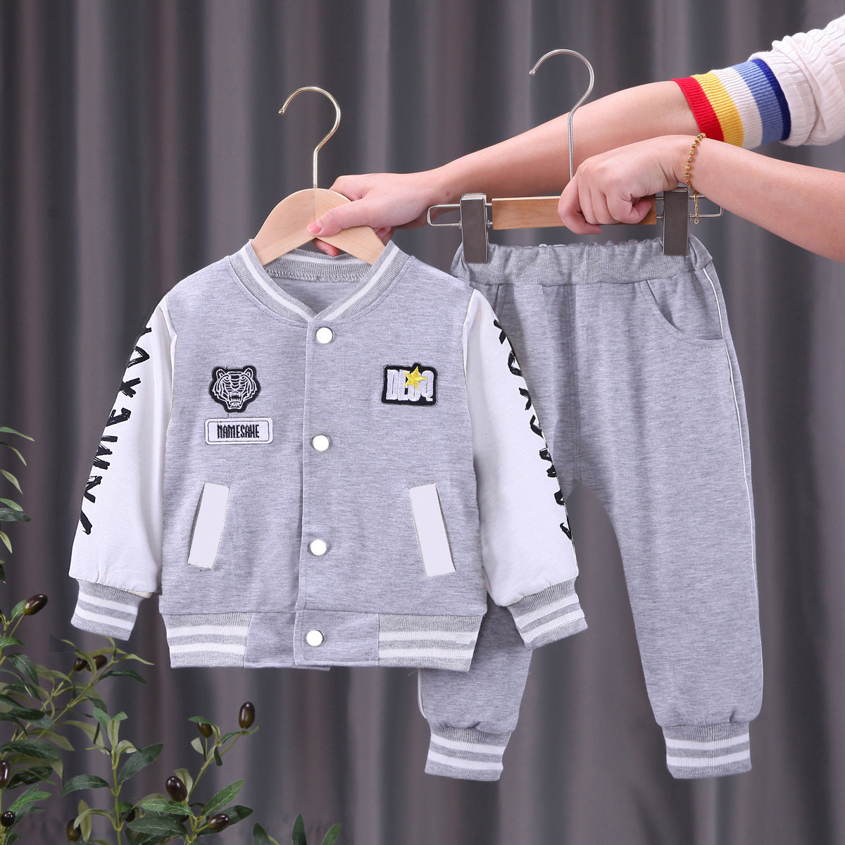Kids Baseball Jacket Set – Two-Piece Letter Print Outfit for Boys & Girls