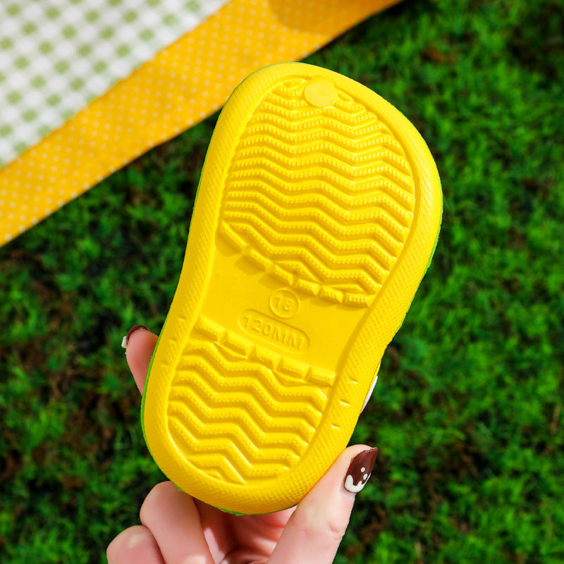 Kids' Cartoon Clog Sandals – Lightweight EVA Slip-On Shoes with Charm Decorations for Toddlers & Little Kids