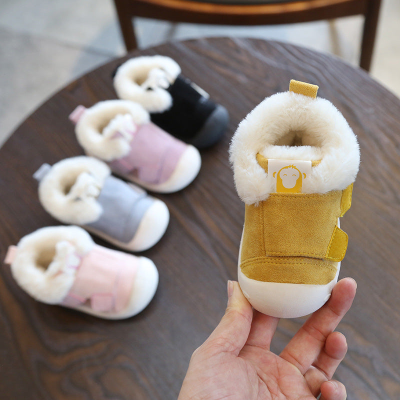 Cozy Toddler Winter Shoes with Fur Lining – Non-Slip Velcro Baby Sneakers