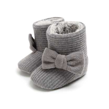 Sunflower Knit Baby Booties – Warm Soft-Soled Winter Shoes (0–12 Months)