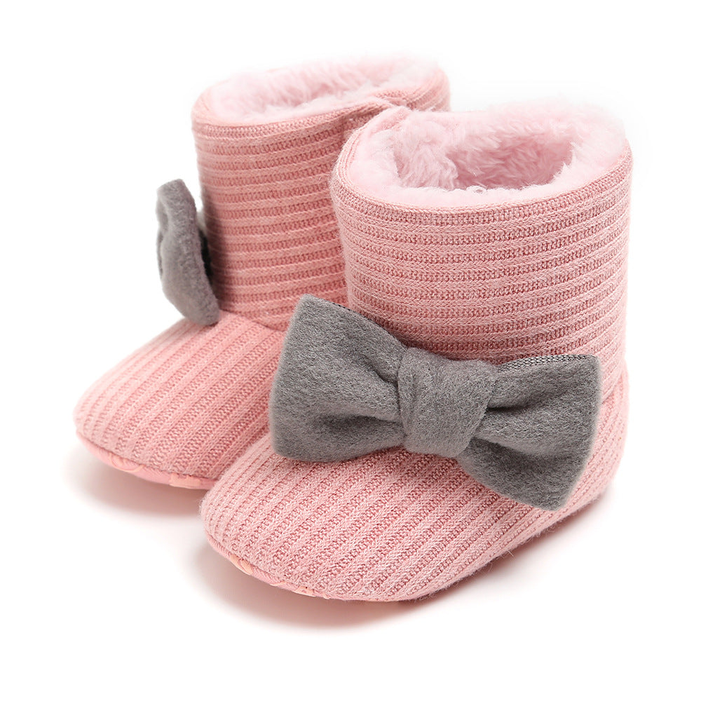 Sunflower Knit Baby Booties – Warm Soft-Soled Winter Shoes (0–12 Months)