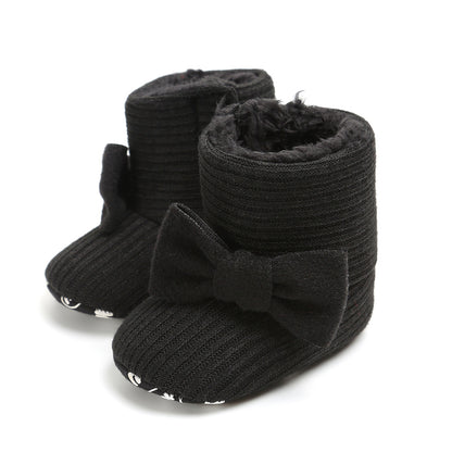Sunflower Knit Baby Booties – Warm Soft-Soled Winter Shoes (0–12 Months)