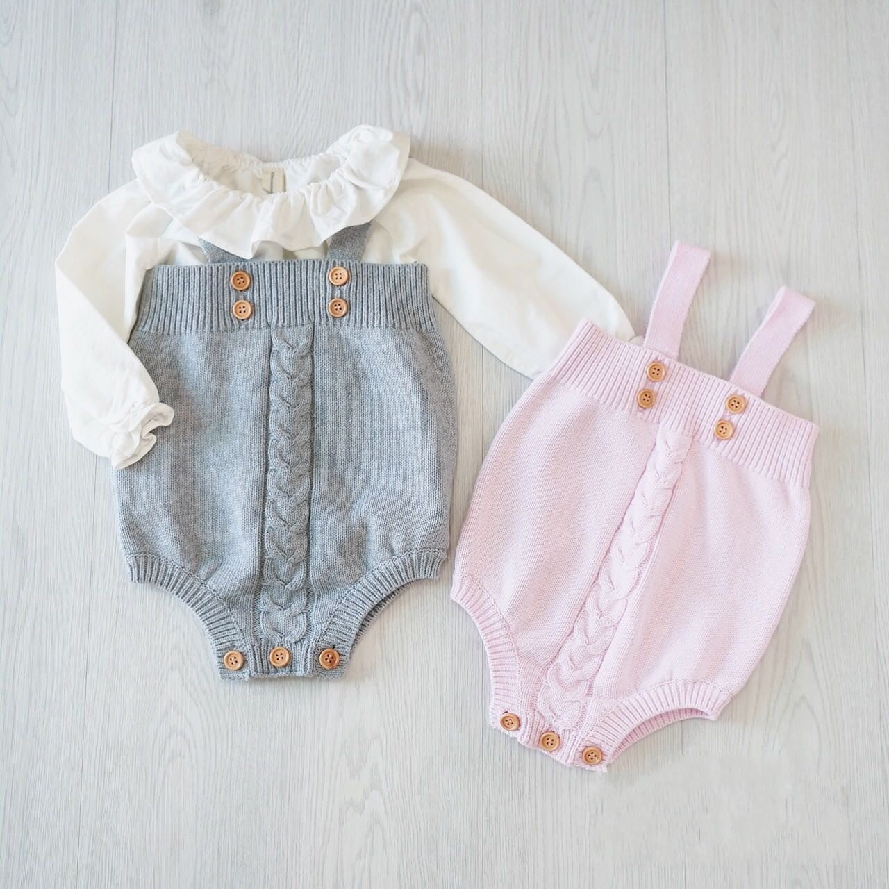 Cable-Knit Baby Romper Bloomers – Soft Cotton Buttoned One-Piece for Little Girls