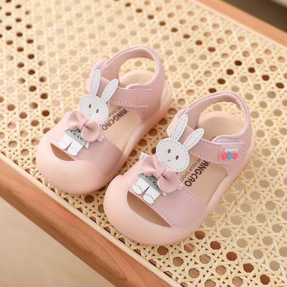 Smiley Cutout-Petal Flower Soft-Sole Baby Girl Sandals | Cushioned First-Walker Style in Pink