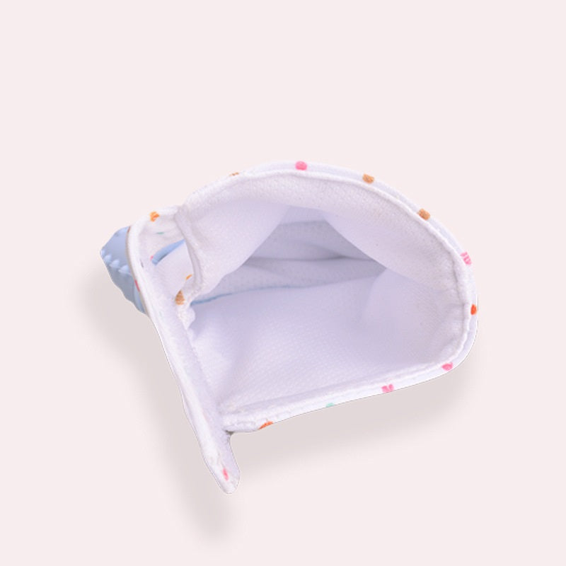 Silicone Teething Mitten for Babies – BPA-Free Chew Glove with Velcro Wrist Strap (3–12 Months)