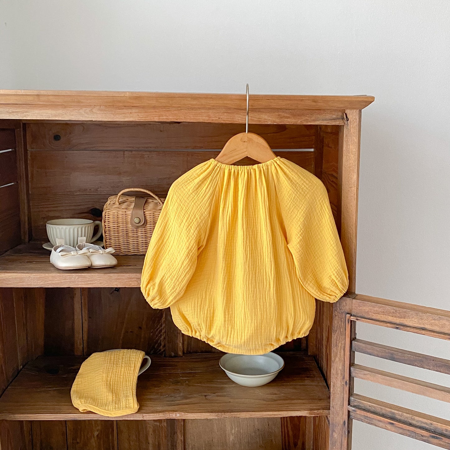 arigold Floral Embroidered Muslin Romper & Bonnet Set – Baby Girl