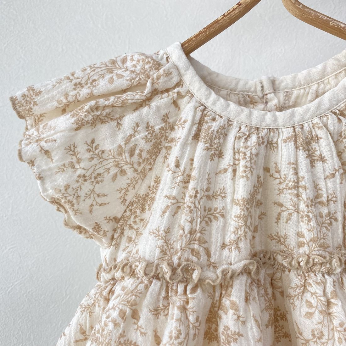 Baby Girl Muslin Floral Bubble Romper Dress – Gauze Cotton, Flutter Sleeves, Sizes 0–24 Months