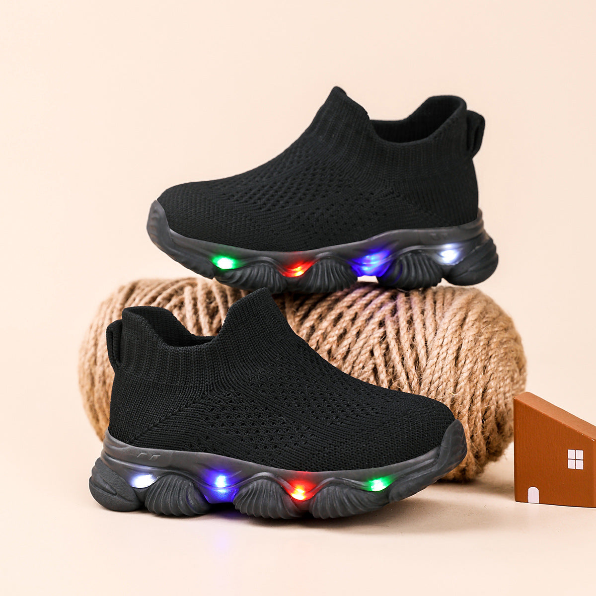 Kids’ Ultra-Light LED Knit Sneakers – Breathable, Soft-Soled & Glow-Step Design