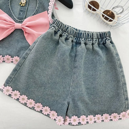 Heart-Back Daisy Trim Girls’ Sleeveless Top & Shorts Set