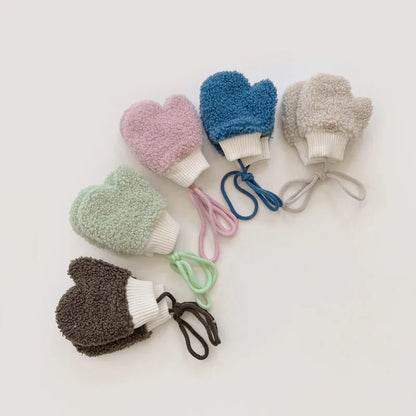 Plush Lamb Wool Baby Mittens – Cozy Full-Finger Winter Gloves with Strap (1–3 Years)