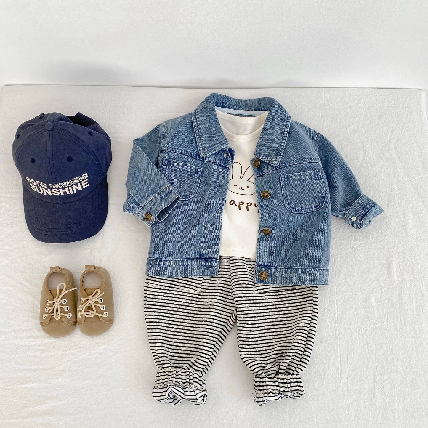 Baby Denim Jacket with Double Pockets – Soft Cotton Button Jacket (Ages 6–24 Months)