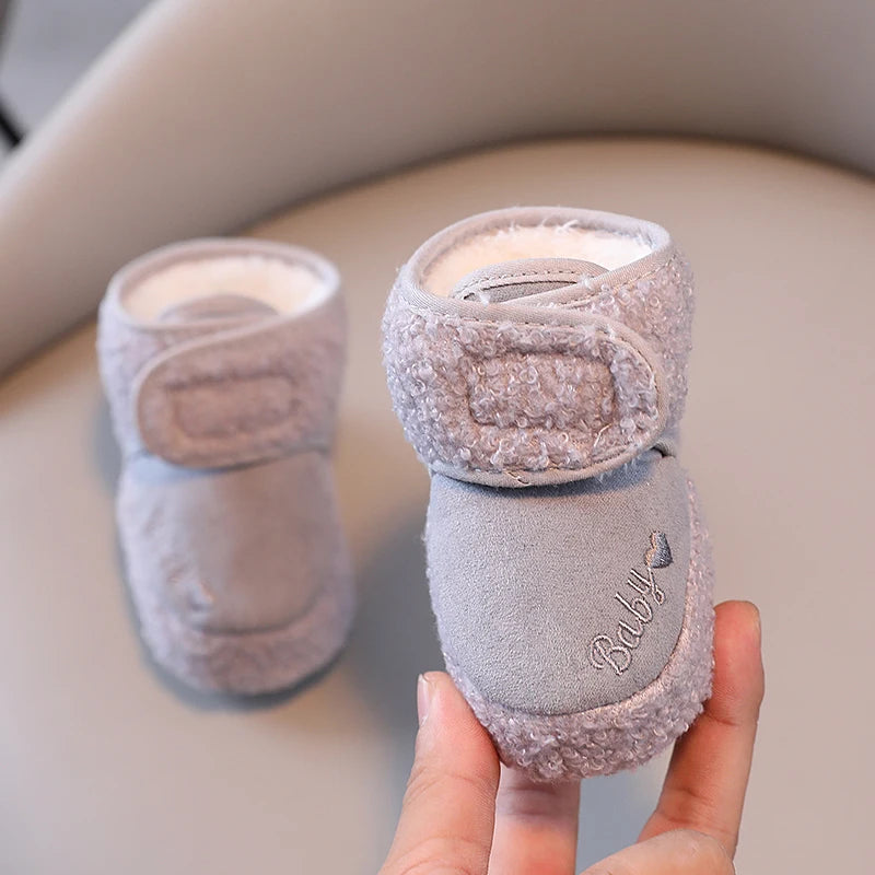 Plush-Lined Baby Booties – Winter First Walker Snow Boots (0–18 Months)