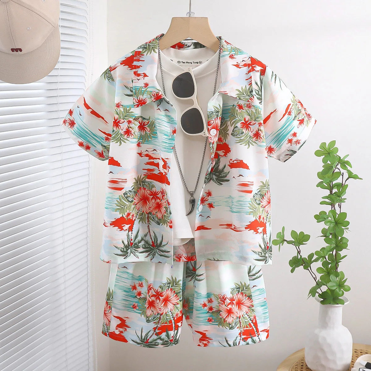 Tropical Boardwalk Print Shirt & Shorts Vacation Set for Boys