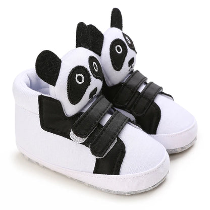 Cozy Fleece-Lined Baby Booties with Sweet Prints & Soft Cuffs