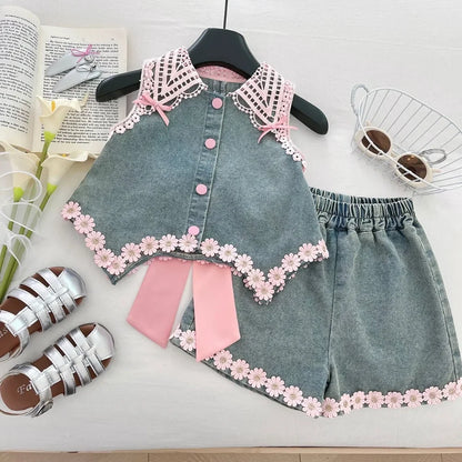 Heart-Back Daisy Trim Girls’ Sleeveless Top & Shorts Set