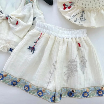 Heart-Back Daisy Trim Girls’ Sleeveless Top & Shorts Set