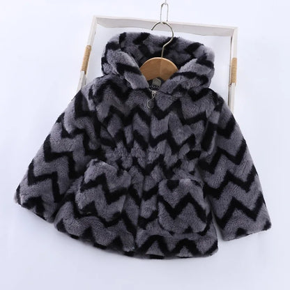 Baby Girls Sherpa Hooded Winter Coat with Pockets – Soft Plush Zip-Up Jacket