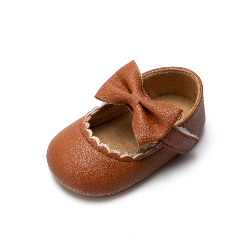 Scalloped Bow Mary Jane Baby Shoes with Non-Slip Soles