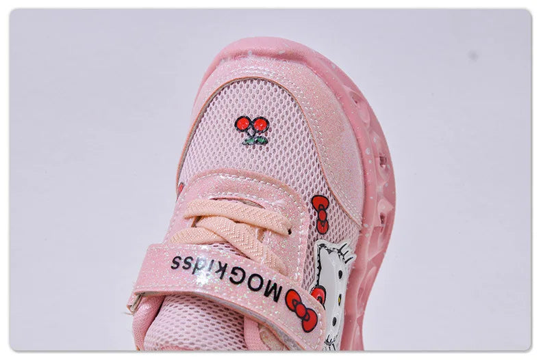 Girls' Heart LED Light-Up Sneakers with Cartoon Graphic | Breathable Low-Top Kids Shoes