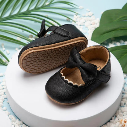 Scalloped Bow Mary Jane Baby Shoes with Non-Slip Soles