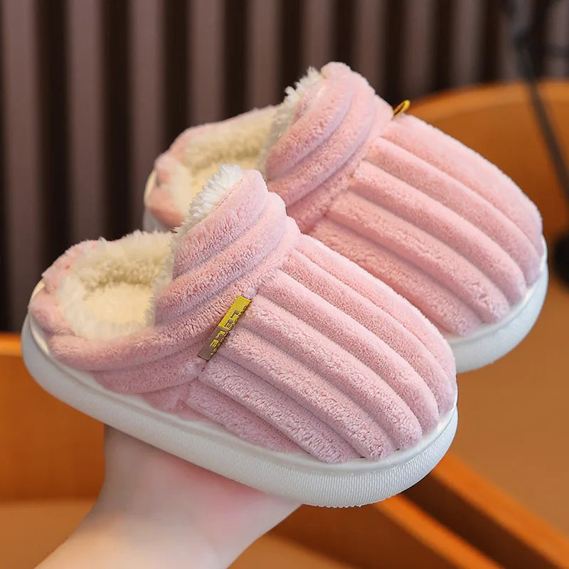 Cozy Winter Slippers for Kids – Plush-Lined, Non-Slip Indoor Shoes (Toddlers & Kids)
