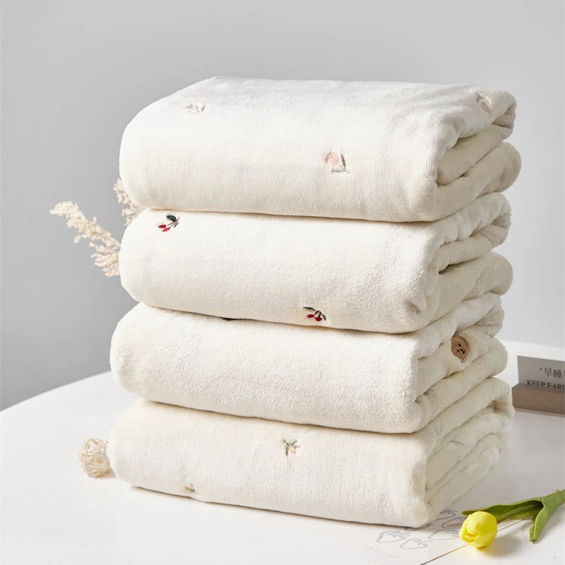 Embroidered Polar Fleece Baby Blanket with Tiny Motifs