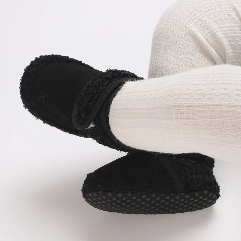 Plush-Lined Baby Booties – Winter First Walker Snow Boots (0–18 Months)