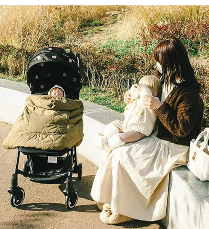 Cozy Hooded Baby Stroller Blanket & Carrier Cover – Quilted Swaddle Wrap for Newborns (Autumn–Winter)