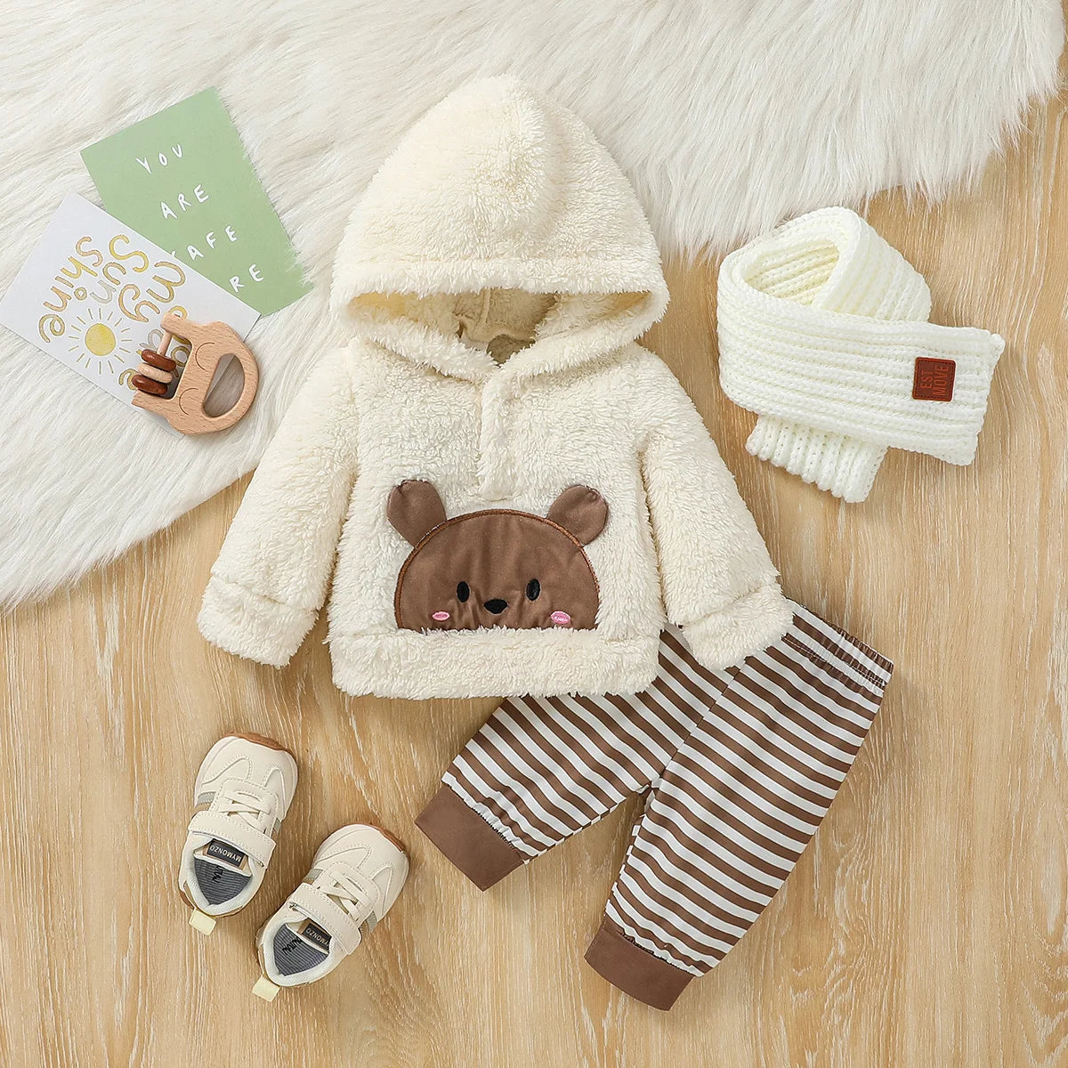 Baby Bear Hooded Fleece Outfit – Cozy 2-Piece Winter Set for Newborn Boys (0–6 Months)