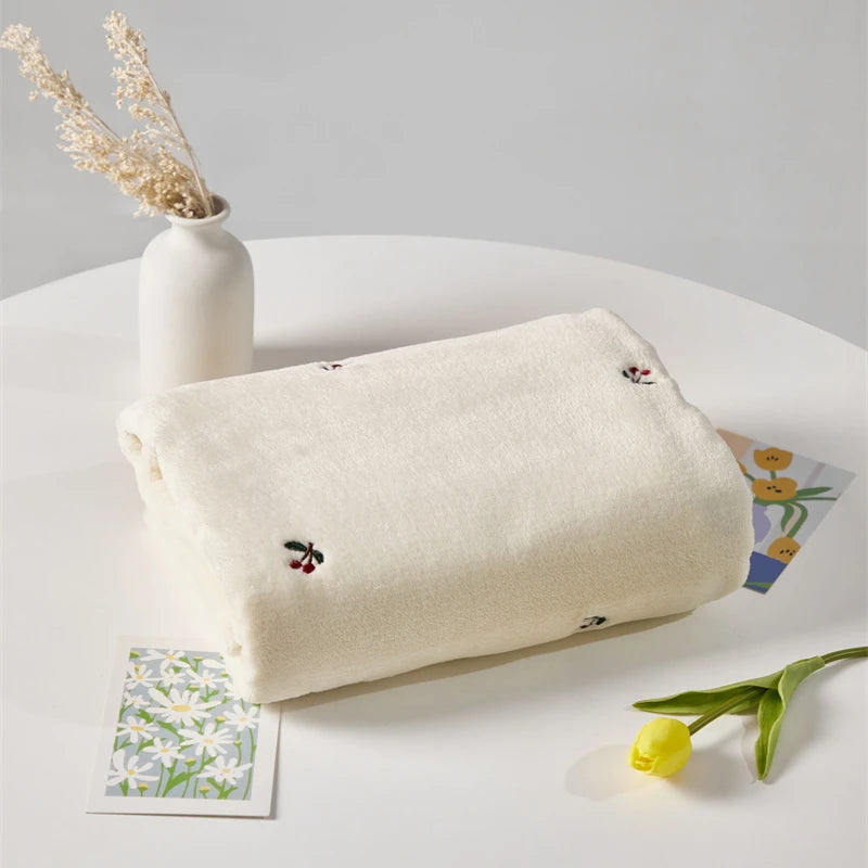 Embroidered Polar Fleece Baby Blanket with Tiny Motifs