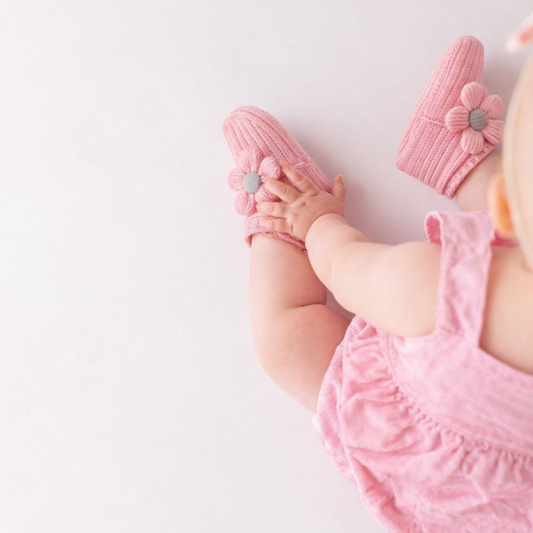 Sunflower Knit Baby Booties – Warm Soft-Soled Winter Shoes (0–12 Months)